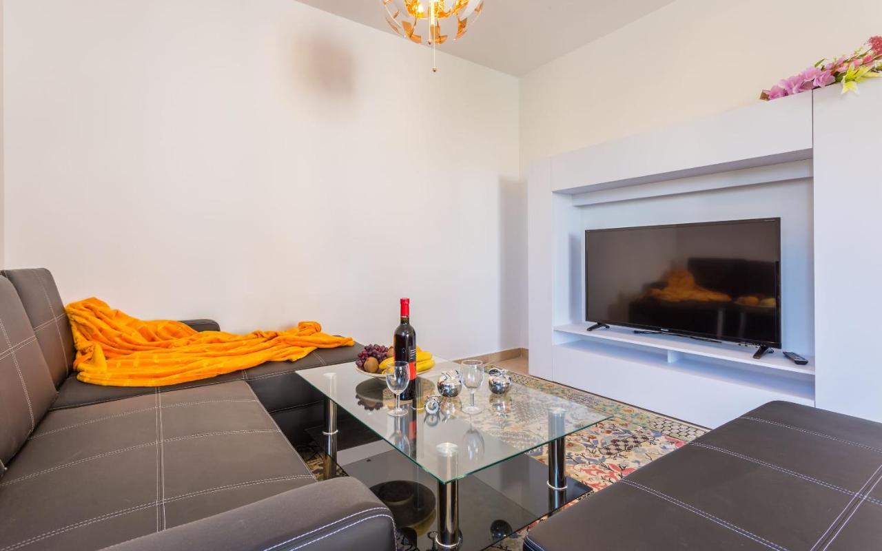 Apartment Mia & Lea Климно Экстерьер фото